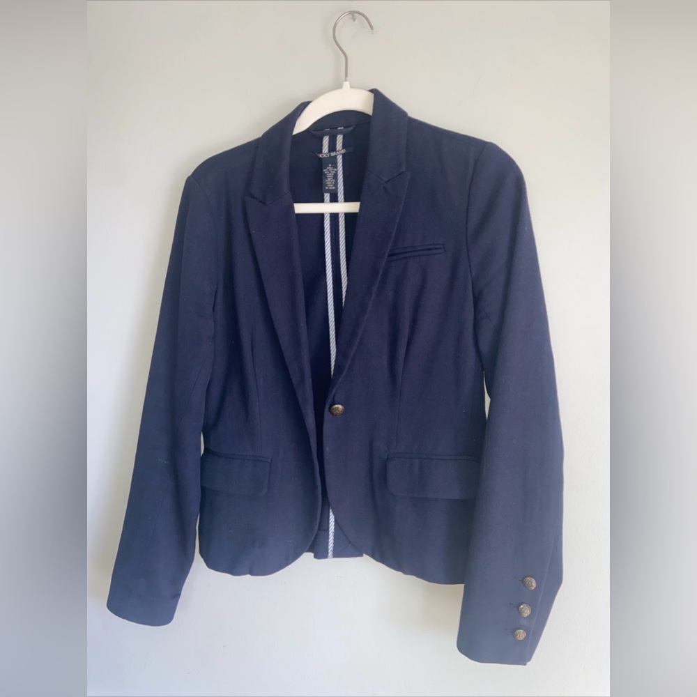 Vintage Lucky Brand Women’s Cropped Navy Blazer with one button Size Small